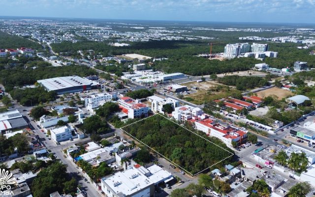 Terreno en venta en Playa del Carmen – 4,914 m² | Ubicación estratégica con alto potencial comercial