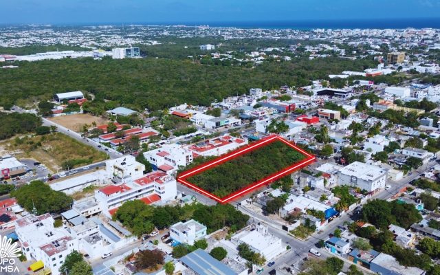 Terreno en venta en Playa del Carmen – 4,914 m² | Ubicación estratégica con alto potencial comercial